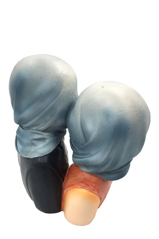 مجسمه Magritte The Lovers pa ۲۱