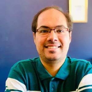 محمد امین ضرابی نویسنده کتاب گفت و گوهای بی نقاب از نشر میلکان