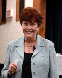 دکتر جین نلسن
کتاب تربیت سالم در خانه