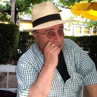 عکس حمید صدر
کتاب یادداشت هایی برای دورا