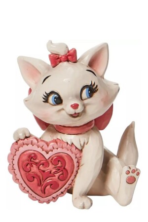 مجسمه Marie holding heart ۶۰۱۰۱۰۷