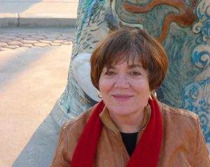 عکس لوسیا کاپو چیونه نویسنده کتاب شفای کودک درون