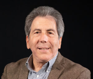 تصویر استیون پرسمن نویسنده کتاب پنجاه اقتصاددان بزرگ