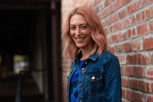 تصویر کلی مک کونیگال نویسنده کتاب غریزه اراده