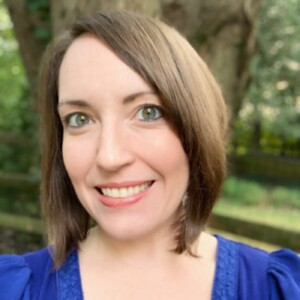 تصویر کاریسا اورلاندو نویسنده کتاب خانه سپتامبر