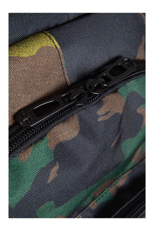 کوله پشتی Basic Plus Military Jungle ۰۳۱۷۹ کول پک Coolpack