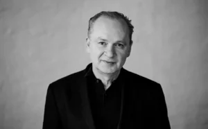 عکس فردیناند فون شیراخ نویسنده کتاب قهوه و سیگار