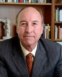 عکس توماس پنگل نویسنده کتاب فلسفه سیاسی و خدای ابراهیمی