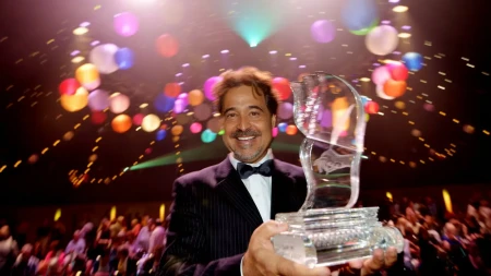 آگوآلوسا برنده جایزه ادبی دوبلین سال 2017