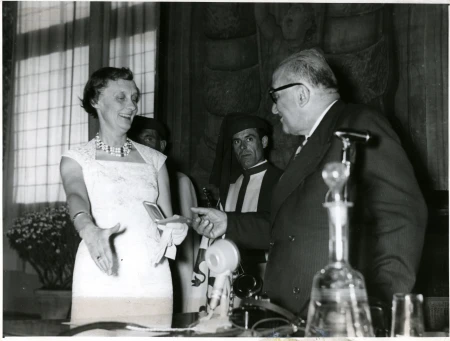 آسترید لیندگرن در مراسم جایزه هانس کریستین اندرسون سال 1958