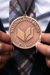 عکس شاخص جایزه ملی کتاب آمریکا