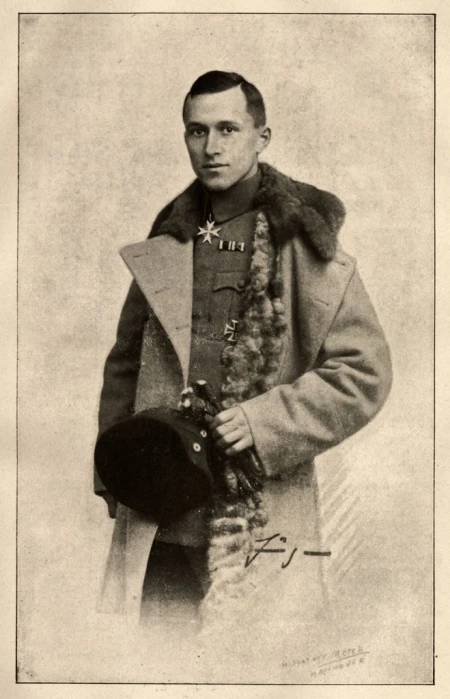 ارنست یونگر برنده جایزه گوته در سال 1982